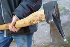 Κως: Τρεις συλλήψεις για συμπλοκή - Αναζητείται ο δράστης που χρησιμοποίησε τσεκούρι