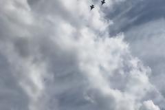 Πάνω τα F16, κάτω η οδός «Σμηναγού (Ι) Ηλιάκη Κωνσταντίνου»