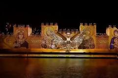 Προκλητικό υπερθέαμα από τον Ερντογάν για την Άλωση της Κωνσταντινούπολης: Τα τείχη γκρεμίζονται, η Παναγία στις φλόγες - ΒΙΝΤΕΟ