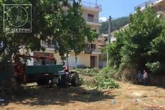 Με παρέμβαση Eισαγγελέα καθαρίστηκε οικόπεδο στο κέντρο της Αμφιλοχίας