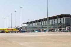 Τραγικός θάνατος τουρίστα: Άνοιξε την πόρτα του αεροπλάνου και έπεσε στο κενό