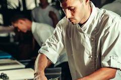 Ποια φαγητά χρυσοπληρώνεις στα εστιατόρια χωρίς να υπάρχει λόγος