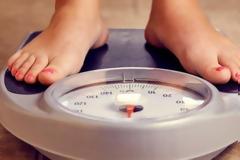 Το μεγάλο λάθος που κάνεις με τη ζυγαριά και δεν σου δείχνει τα πραγματικά σου κιλά
