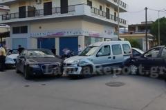 Λαμία: Καραμπόλα τριών αυτοκινήτων σε διασταύρωση [photos]