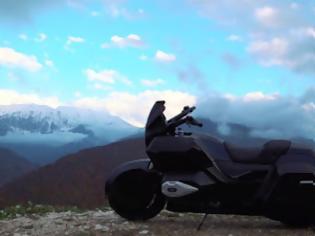 Φωτογραφία για Η μοτοσικλέτα του Καλάσνικοφ «σκοτώνει» – Θα συνοδεύει τον Πούτιν