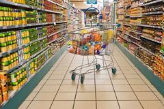 Εξαγορές, αλλά και προσφορές στο λιανεμπόριο «βλέπει» η αγορά