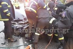 Εύβοια: Τρεις σοβαρά τραυματίες σε μετωπική σύγκρουση δύο ΙΧ