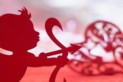 Όταν ένα ζώδιο της Γης κι ένα του Νερού ερωτεύονται