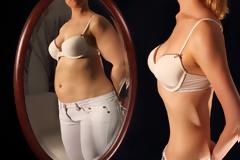 Νευρική ανορεξία: Όλα τα ύποπτα συμπτώματα και οι αιτίες που την πυροδοτούν!