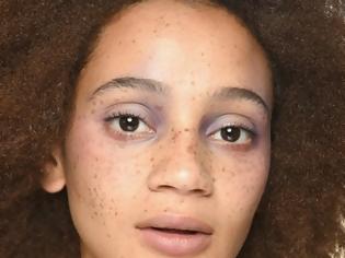 Φωτογραφία για Το millennial lilac είναι το make up trend που θα πρωταγωνιστήσει αυτό το καλοκαίρι