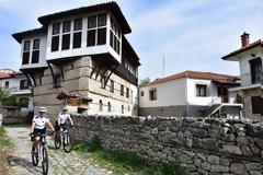 Βίντεο με τους ποδηλάτες - αστυνομικούς στην Καστοριά