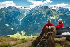 Πόσο ταξιδεύει και ξοδεύει η τρίτη ηλικία;