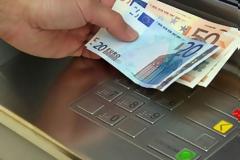 Capital Controls: Από 1ης Ιουλίου αυξάνεται στις €5.000 το μηνιαίο όριο αναλήψεων