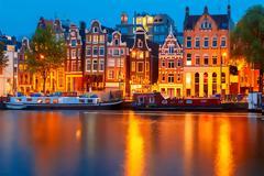 Το Άμστερνταμ βάζει όρια στους τουρίστες που δε σέβονται την πόλη