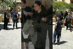 Με το ματωμένο μπουφάν στα χέρια κατέθεσε η μάνα του νεκρού: Τραγικές στιγμές στα Δικαστήρια Χανίων