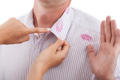 Κορίτσια, δεν μου λείπει τίποτα: Έχω βολευτεί για τα καλά με τον γκόμενο μου που με 