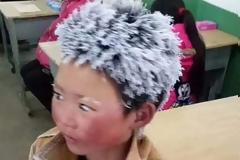 Τι κάνει σήμερα το «παγωμένο αγόρι» που είχε συγκινήσει το διαδίκτυο... [video]