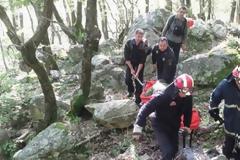 Ολονύχτια επιχείριση διάσωσης τραυματία στη Λευκάδα