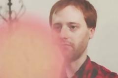 TΡΟΜΑΚΤΙΚΟ βίντεο: Έτσι βλέπει ένας άνθρωπος που χάνει την όρασή του [video]