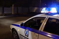 Έσπασαν με αυτοκίνητο βιτρίνα κοσμηματοπωλείου στον Κολωνό