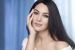 Η Monica Bellucci είναι το νέο brand face της NIVEA