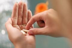 Νέα μελέτη δίνει απαντήσεις στο γιατί αυξάνουν το βάρος τα αντικαταθλιπτικά