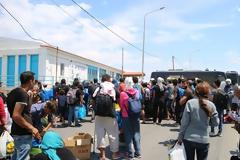 Εκρηκτική η κατάσταση στη Μόρια μετά τις συγκρούσεις