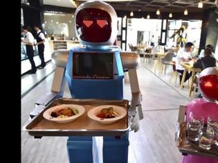 Φωτογραφία για Τα βιομηχανικά ρομπότ το 2020 θα κατακλύσουν την αγορά