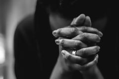 Έρευνα: Οι άνδρες με υψηλή τεστοστερόνη... είναι λιγότερο θρησκευόμενοι