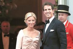 Ο γιος του τέως βασιλιά, Παύλος: Εγώ, ο Κάρολος, ο γάμος του Χάρι και η θεία Ελισάβετ