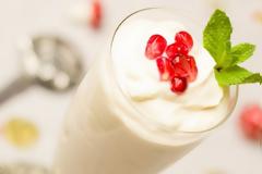 4 καλοκαιρινοί τρόποι να απολαμβάνεις το γιαούρτι