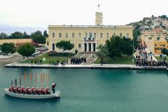 ΝΑΥΑΡΧΟΙ ΚΑΙ ΚΤΗΜΑΤΟΜΕΣΙΤΕΣ!!!