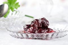 Γλυκό του κουταλιού κεράσι