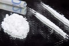 Κρήτη: Πέταξαν από το ΙΧ την κοκαΐνη για να γλιτώσουν την… σύλληψη