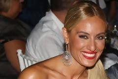 Έκλεισε στον Alpha...