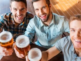 Φωτογραφία για Η μπύρα σε μέτριες ποσότητες είναι ευεργετική για τη σεξουαλική ζωή των ανδρών