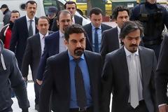 ΕΛΕΥΘΕΡΟΙ ΚΑΙ ΟΙ ΟΚΤΩ ΤΟΥΡΚΟΙ ΣΤΡΑΤΙΩΤΙΚΟΙ