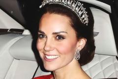 O πραγματικός λόγος που η Κέιτ Μίντλετον δεν επιτρεπόταν να φορέσει τα κοσμήματα της Νταϊάνα