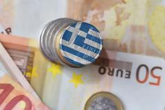 Μόλις κατά 66 εκατ. ευρώ μειώθηκαν τα κρατικά 