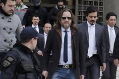 «Απαγάγετε και φέρτε πίσω τους 8 φυγάδες στρατιωτικούς» απαιτούν τα τουρκικά ΜΜΕ!