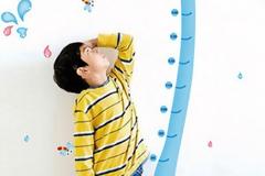 2 τρόποι για να μάθουμε πόσο ψηλό θα γίνει το παιδί