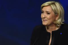 «Εθνικός Συναγερμός» θα λέγεται πλέον το κόμμα της Λεπέν