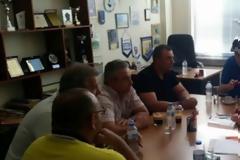 Ο ερασιτέχνης Παναιτωλικός με τον βουλευτή Αιτωλοακαρνανίας του ΚΚΕ Νίκο Μωραϊτη