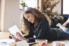 Μουρουνέλαιο: Το μυστικό για ισορροπημένη διατροφή και ενέργεια την περίοδο των εξετάσεων