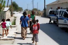 Άμφισσα: Σήμερα η κηδεία της 13χρονης - Για ρατσισμό μιλάνε οι Ρομά