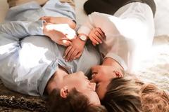 Πόσες θερμίδες καίμε στο σεξ