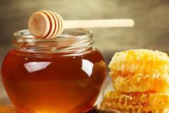 Πράγματα που θα συμβούν στο σώμα σου, εάν αρχίσεις να τρως μέλι κάθε μέρα