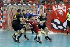 Χαμός πριν τη λήξη! Έπεσε ξύλο στο Ολυμπιακός – ΑΕΚ [video]