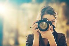 Νιώθεις ότι δεν έχεις φωτογένεια; Αυτά τα tricks θα σε κάνουν να αλλάξεις γνώμη