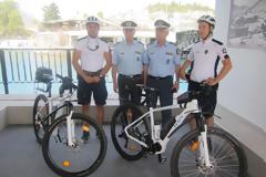 Αστυνομικοί με ποδήλατα και στη Χαλκίδα (φωτογραφίες)